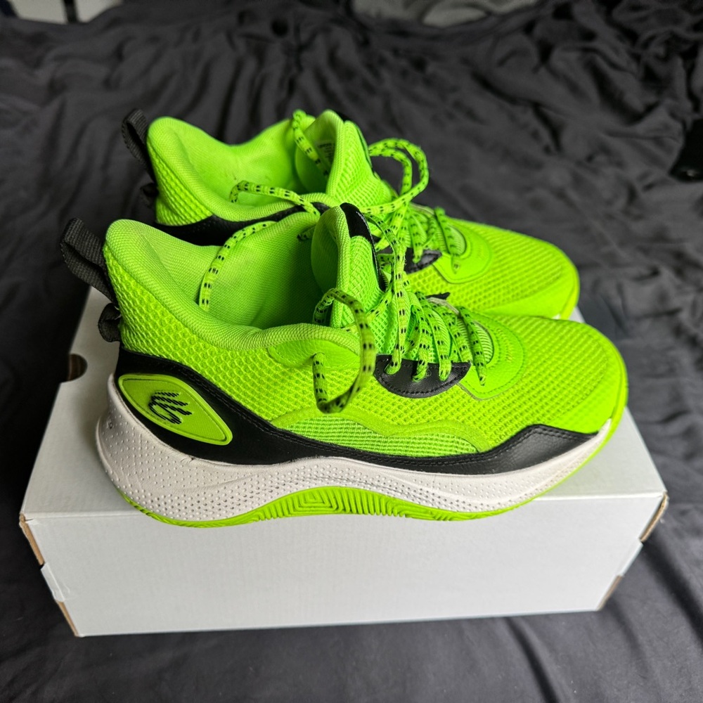 Under Armour Green and Black Performance Sneakers